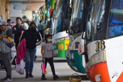 El transporte de pasajeros en Ecuador no se paralizará este martes 16 y miércoles 17 de julio